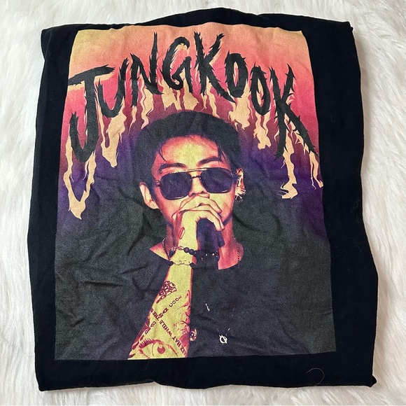 Jung Kook BTS Graphic Tee - Picture 4 of 5